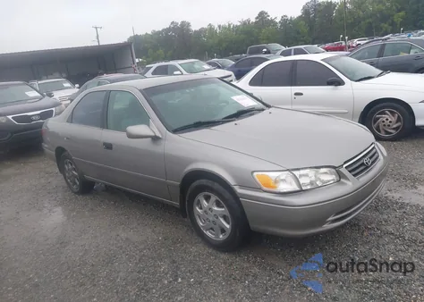2001 Toyota Camry Ce/Le/Xle from USA, damaged, VIN 4T1BG22K11U027969